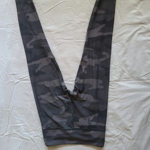 Gray camo leggings